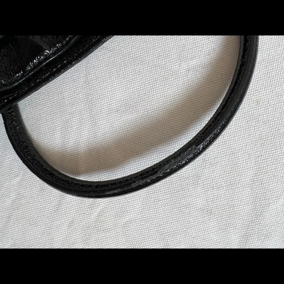 Michael Kors Patent Leather Hamilton large - Picture 9 of 14